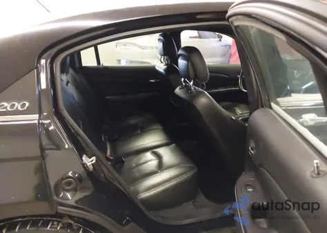 2011 Chrysler 200 Limited from USA, damaged, VIN 1C3BC2FG4BN600336